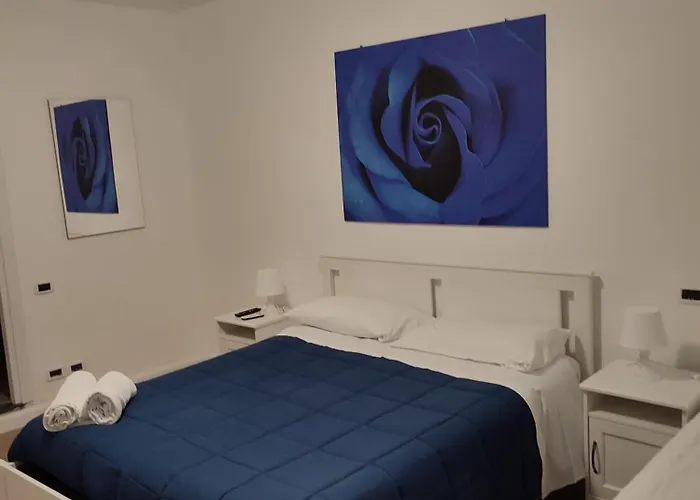 Delle Rose Nuova Gestione Bed and Breakfast 3*